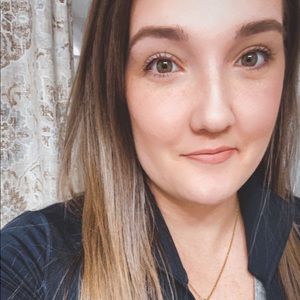 Meet your Posher, Kari